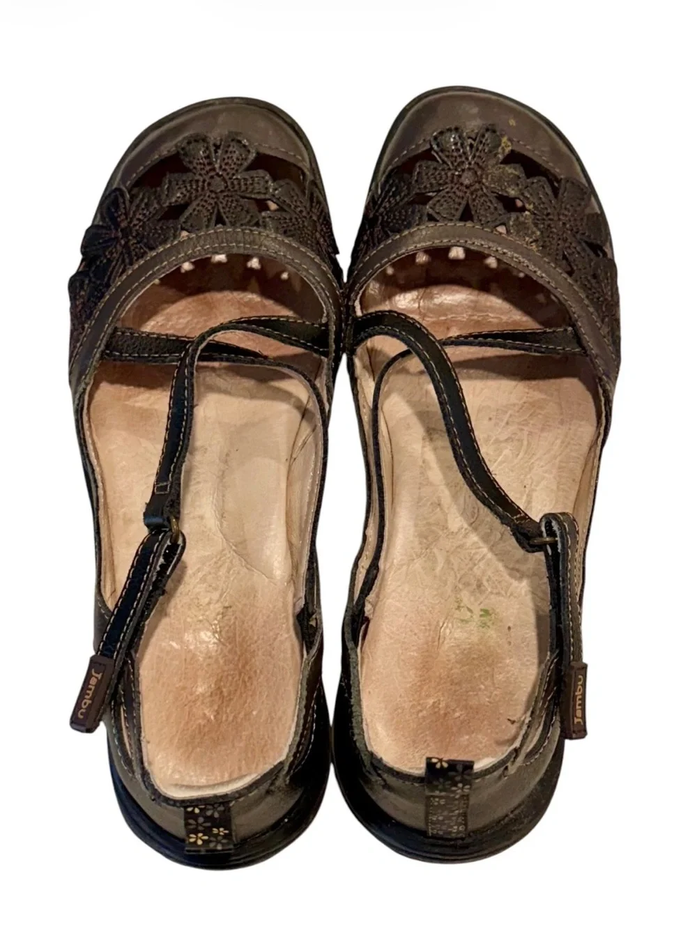 Jambu JBU Women's Brown Leather Floral Cutout Mary Jane Flats - Size: 7 - Picture 7 of 9
